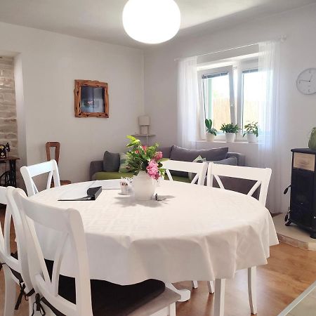 House Kuna Bristane 외부 사진